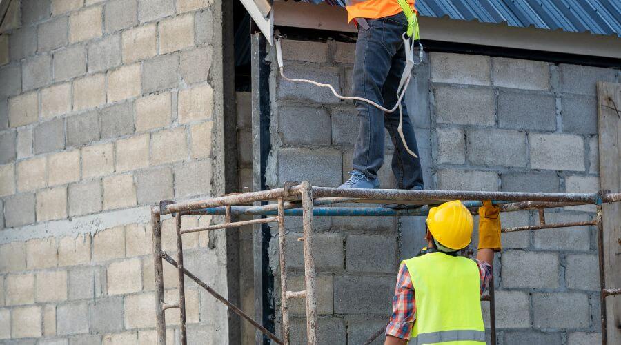 Professional residential roofers in Santo, TX